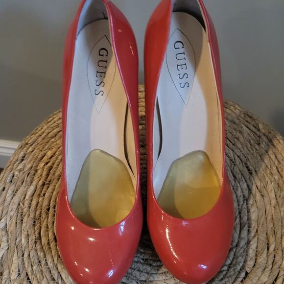 Guess Women's Coral Faux Leather Platform Heels Pumps 7.5 Pre-owned - Picture 6 of 6